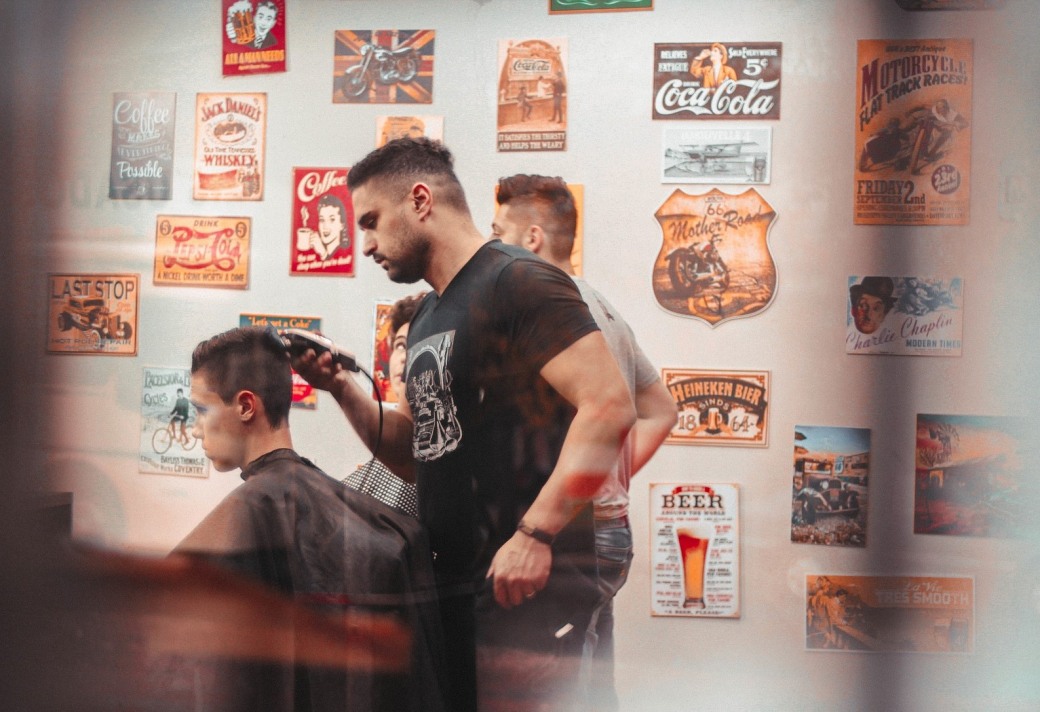 Курсы парикмахеров - обучение в Омске